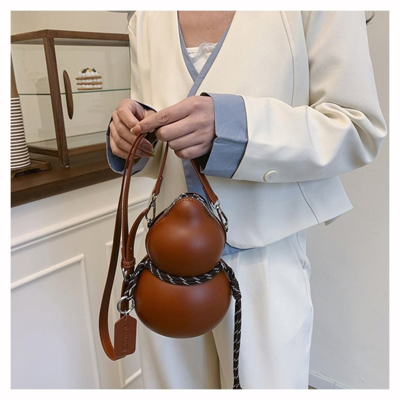 Gourd Shape Crossbody Bag Russ - đánh giá và giá Street Fashion Russia